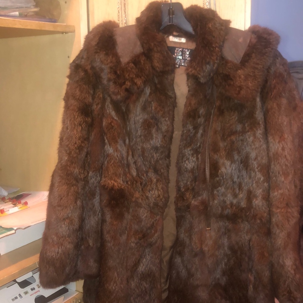 Echo Pelz Brown Fur coat